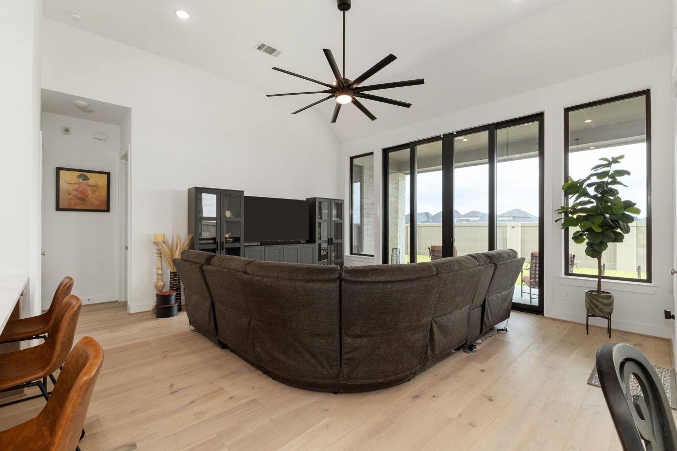 Fulshear, Texas, 77441, United States, 4 Bedrooms Bedrooms, ,3 BathroomsBathrooms,Residential,For Sale,1886712