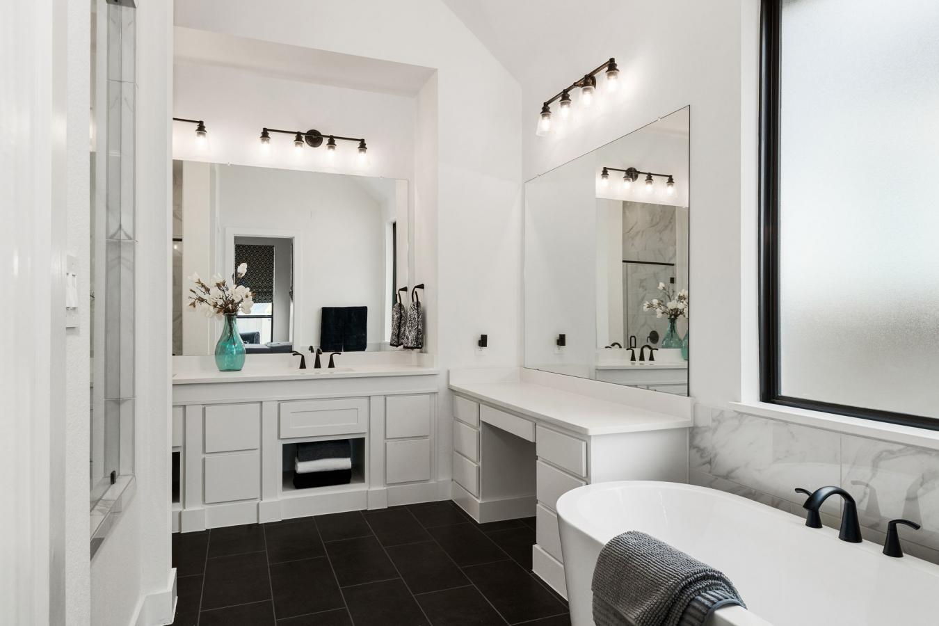 Fulshear, Texas, 77441, United States, 4 Bedrooms Bedrooms, ,3 BathroomsBathrooms,Residential,For Sale,1886712