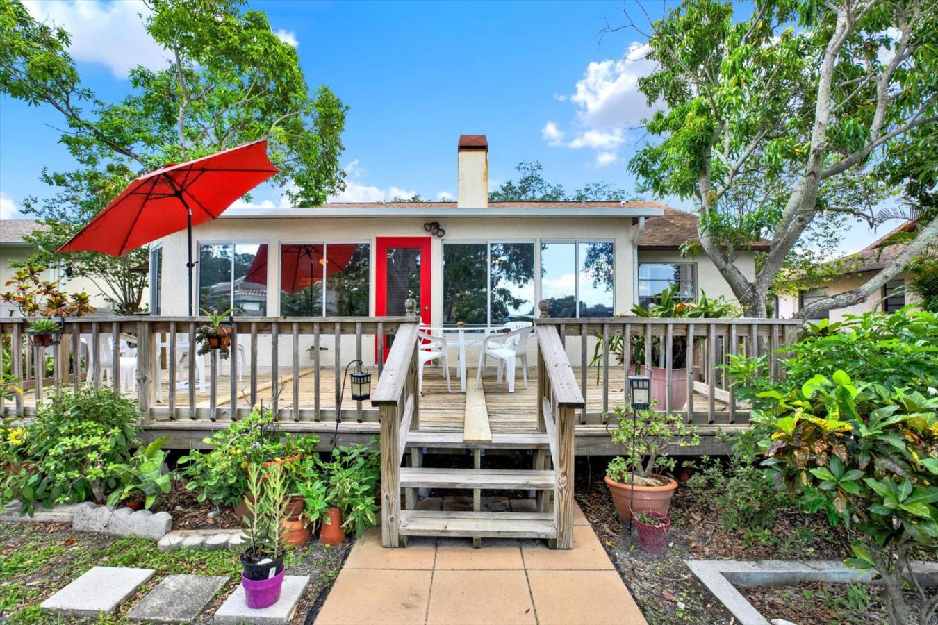 Tampa, Hillsborough, 33615, United States, 2 Bedrooms Bedrooms, ,2 BathroomsBathrooms,Residential,For Sale,1888404
