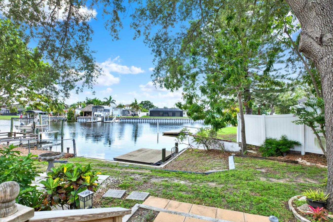Tampa, Hillsborough, 33615, United States, 2 Bedrooms Bedrooms, ,2 BathroomsBathrooms,Residential,For Sale,1888404