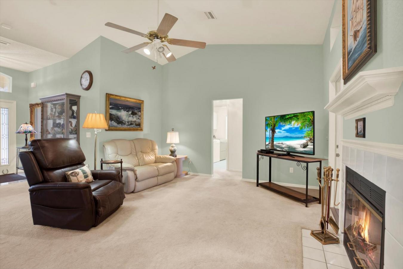 Tampa, Hillsborough, 33615, United States, 2 Bedrooms Bedrooms, ,2 BathroomsBathrooms,Residential,For Sale,1888404
