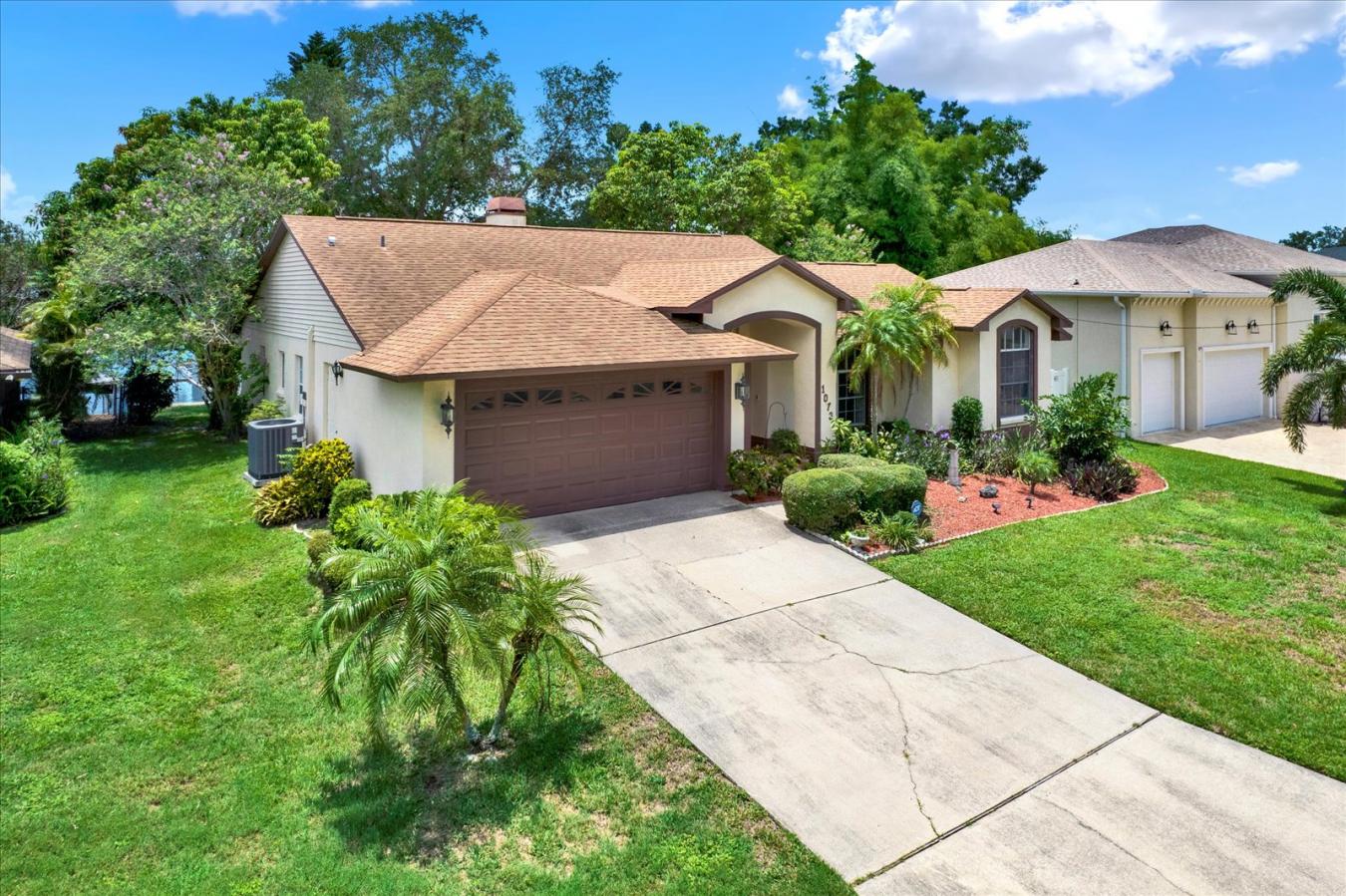 Tampa, Hillsborough, 33615, United States, 2 Bedrooms Bedrooms, ,2 BathroomsBathrooms,Residential,For Sale,1888404