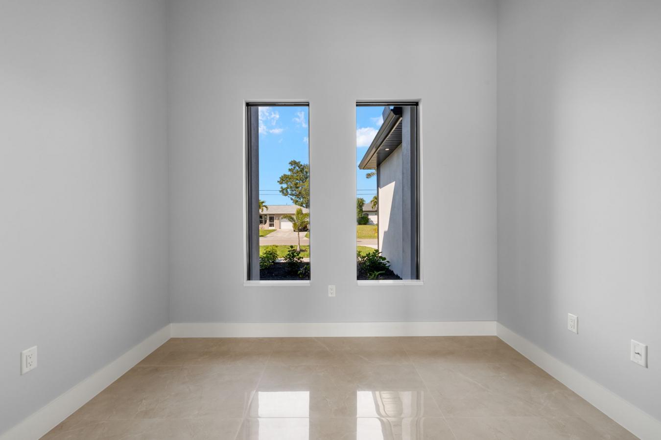 Cape Coral, Lee, 33991, United States, 3 Bedrooms Bedrooms, ,3 BathroomsBathrooms,Residential,For Sale,1888401