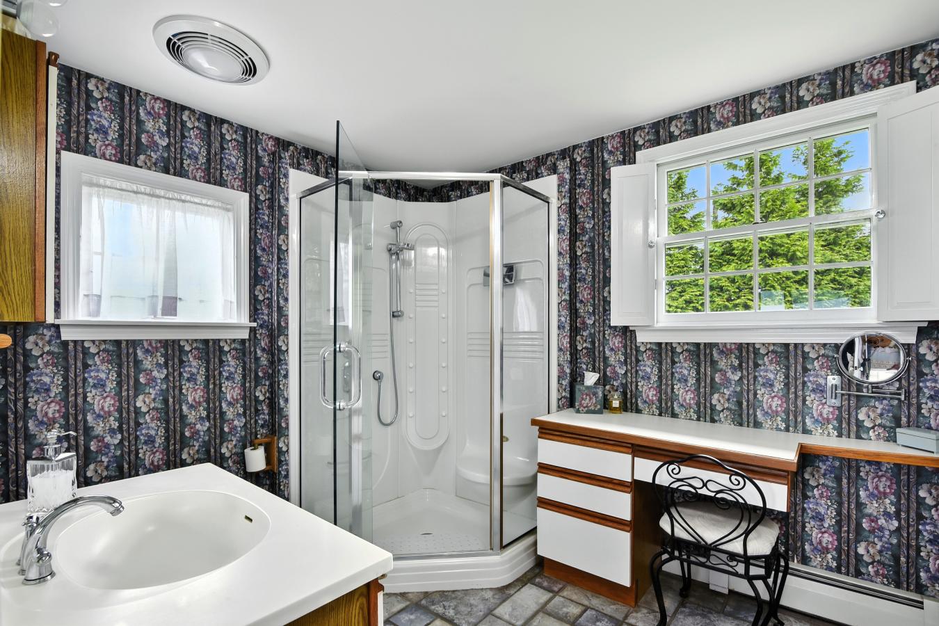 Little Compton, Newport, 02837, United States, 4 Bedrooms Bedrooms, ,2 BathroomsBathrooms,Residential,For Sale,1886708