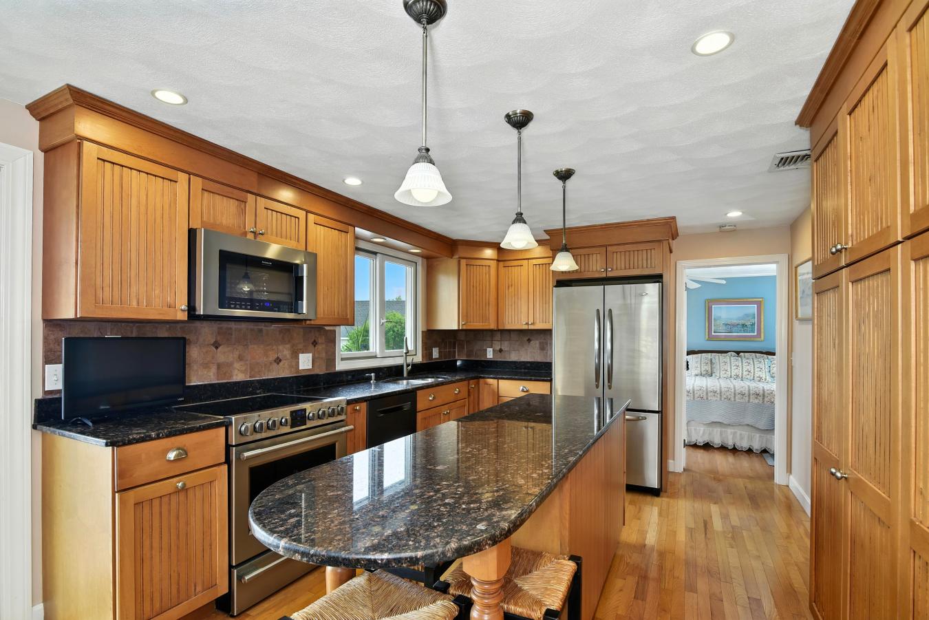 Little Compton, Newport, 02837, United States, 4 Bedrooms Bedrooms, ,2 BathroomsBathrooms,Residential,For Sale,1886708