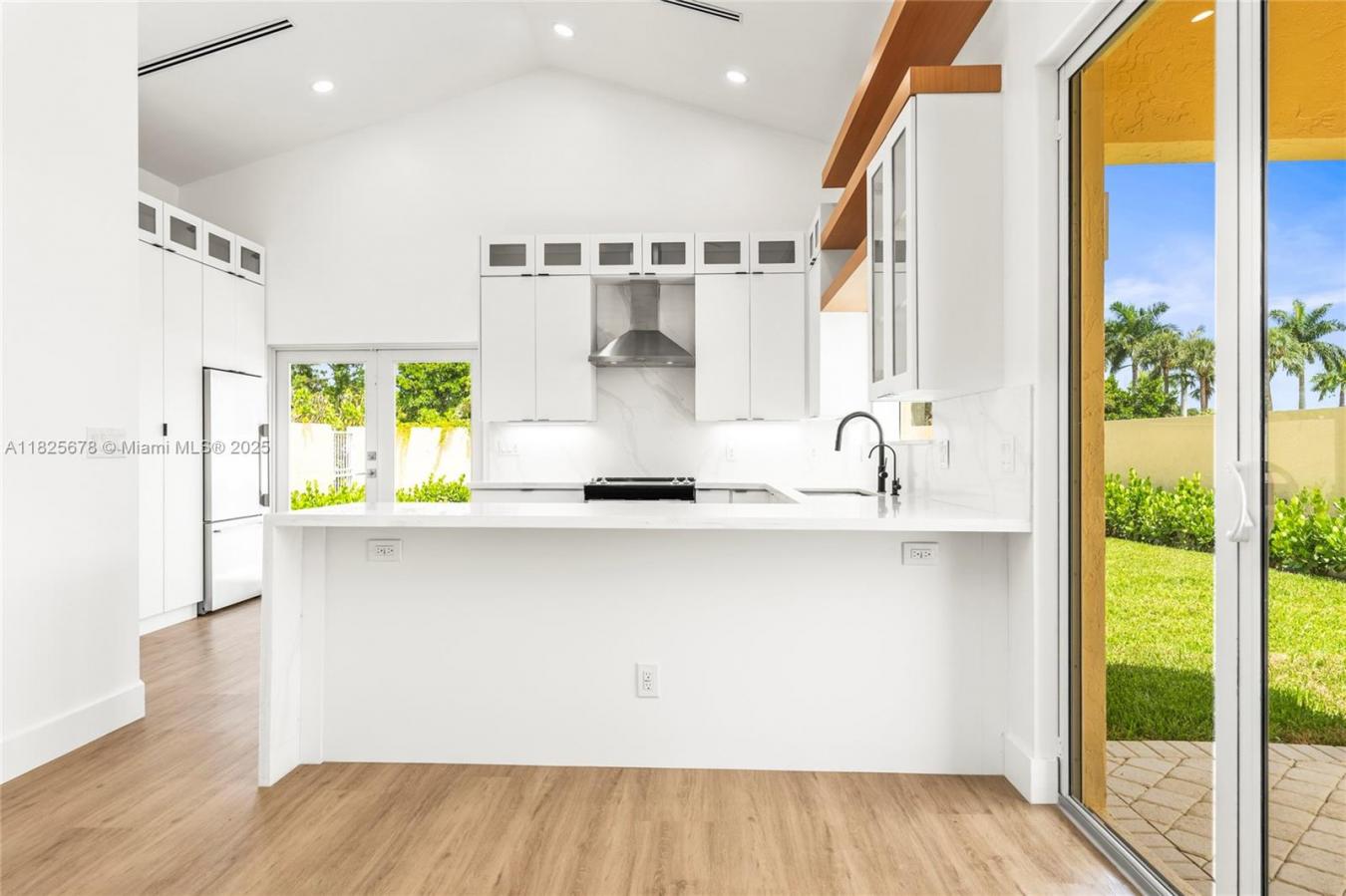 Royal Palm Beach, Florida, 33411, United States, 3 Bedrooms Bedrooms, ,2 BathroomsBathrooms,Residential,For Sale,1888384