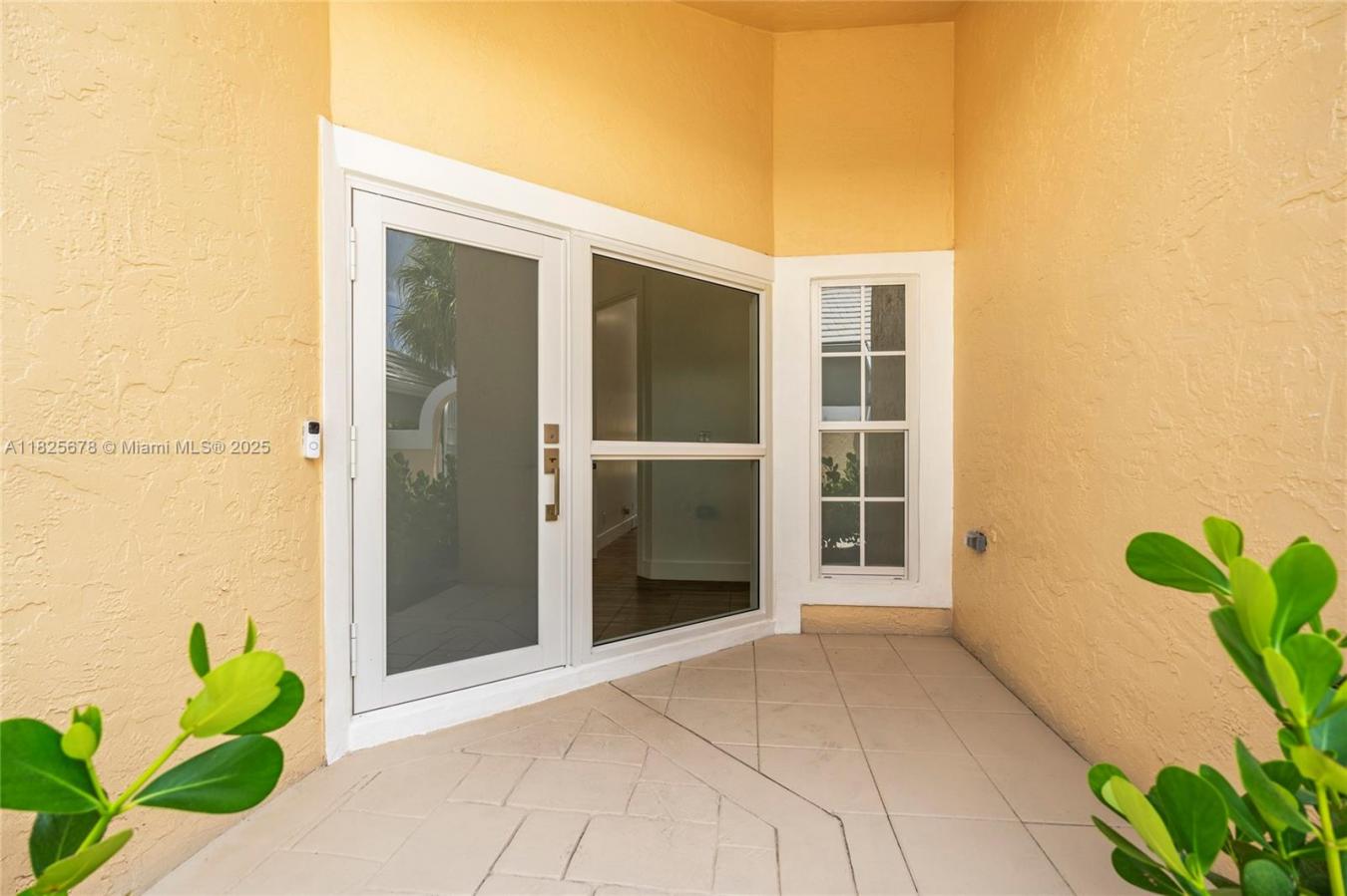 Royal Palm Beach, Florida, 33411, United States, 3 Bedrooms Bedrooms, ,2 BathroomsBathrooms,Residential,For Sale,1888384