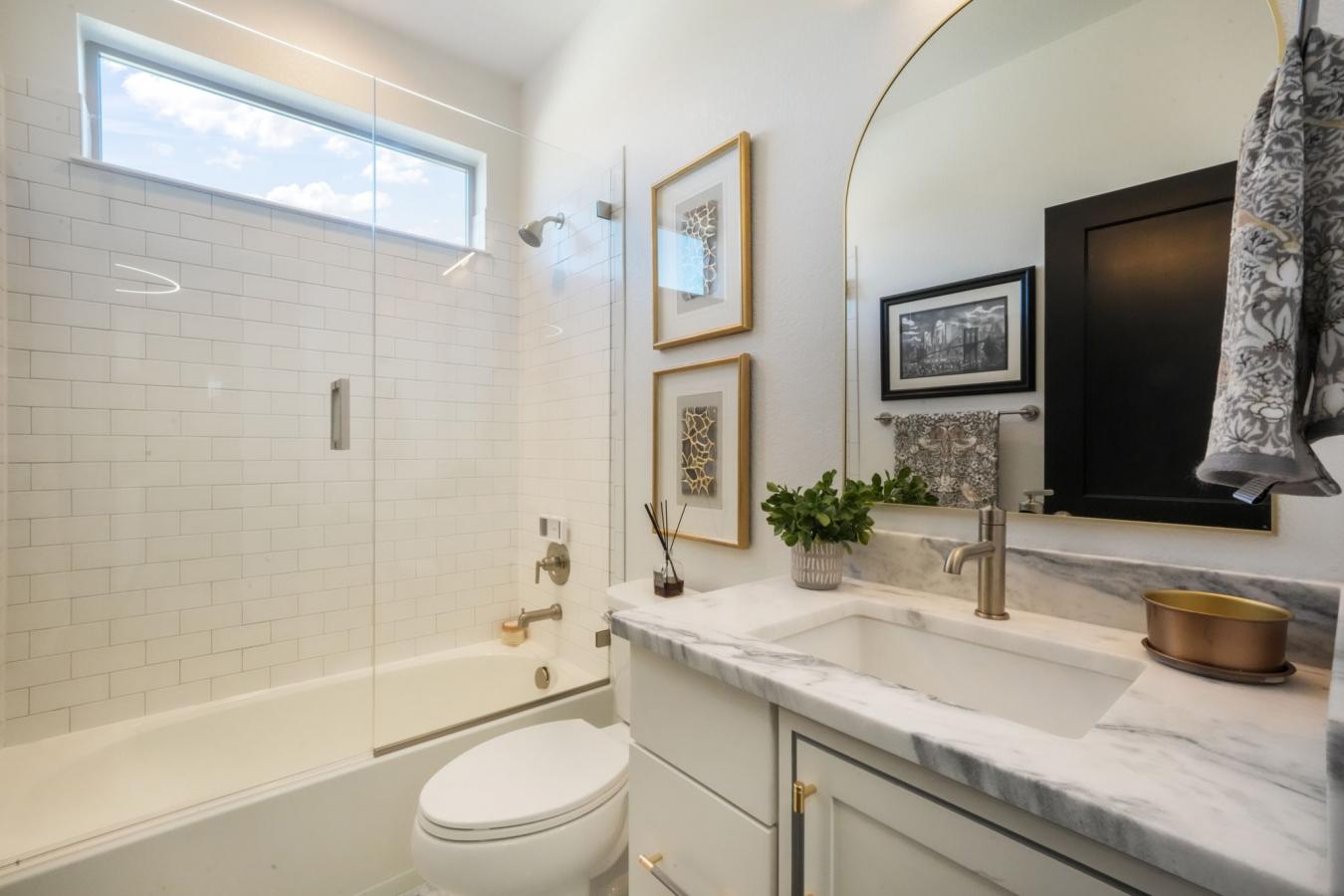 Monument, El Paso, 80132, United States, 5 Bedrooms Bedrooms, ,1 BathroomBathrooms,Residential,For Sale,1888379