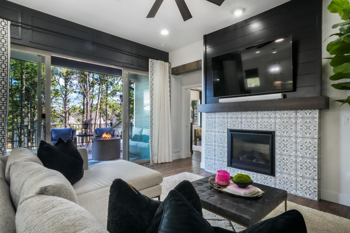 Monument, El Paso, 80132, United States, 5 Bedrooms Bedrooms, ,1 BathroomBathrooms,Residential,For Sale,1888379