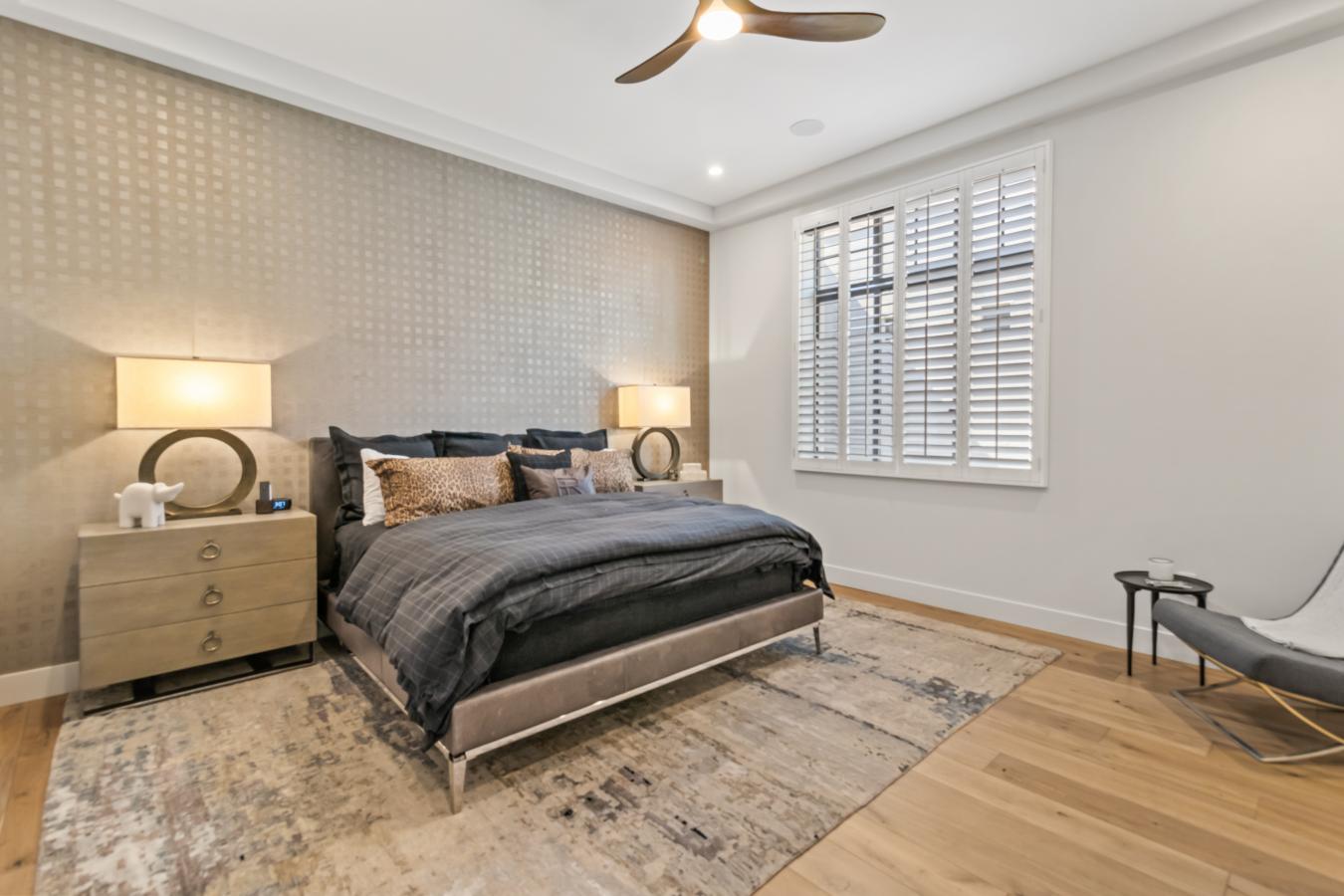 Phoenix, Maricopa, 85016, United States, 4 Bedrooms Bedrooms, ,4 BathroomsBathrooms,Residential,For Sale,1880084