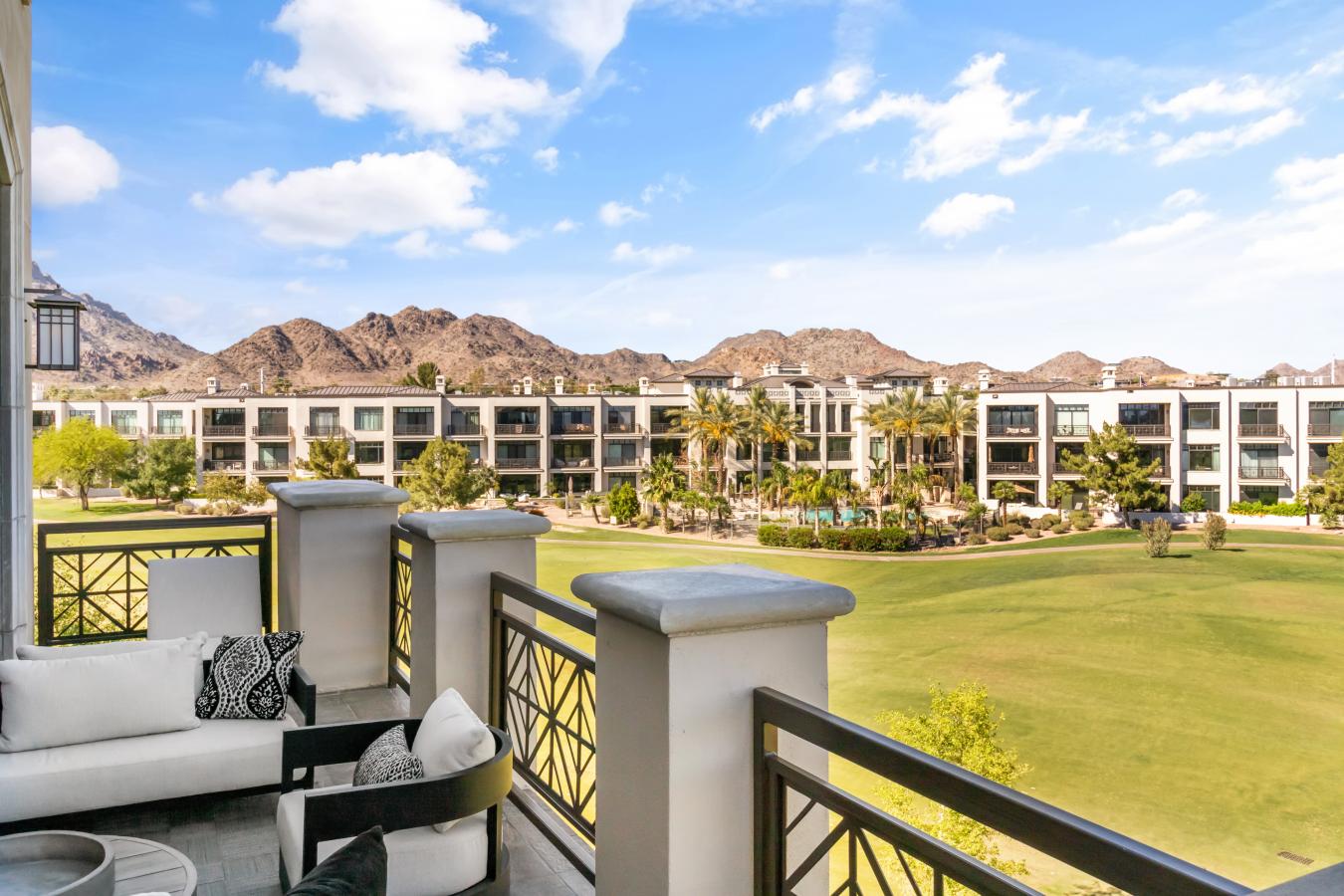 Phoenix, Maricopa, 85016, United States, 4 Bedrooms Bedrooms, ,4 BathroomsBathrooms,Residential,For Sale,1880084