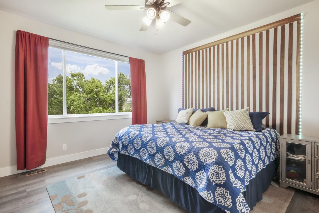 Monument, El Paso, 80132, United States, 4 Bedrooms Bedrooms, ,3 BathroomsBathrooms,Residential,For Sale,1888375