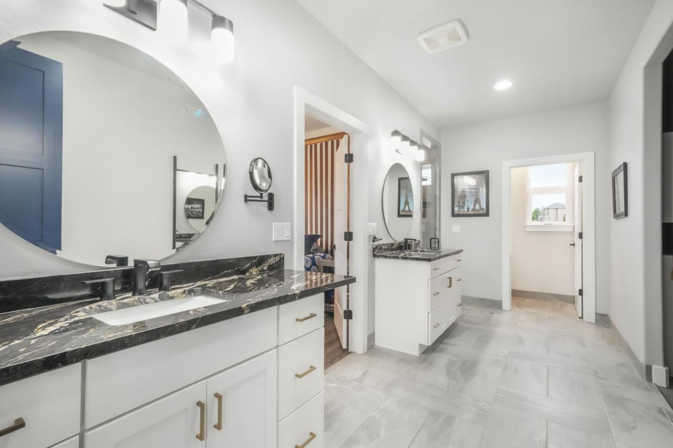 Monument, El Paso, 80132, United States, 4 Bedrooms Bedrooms, ,3 BathroomsBathrooms,Residential,For Sale,1888375