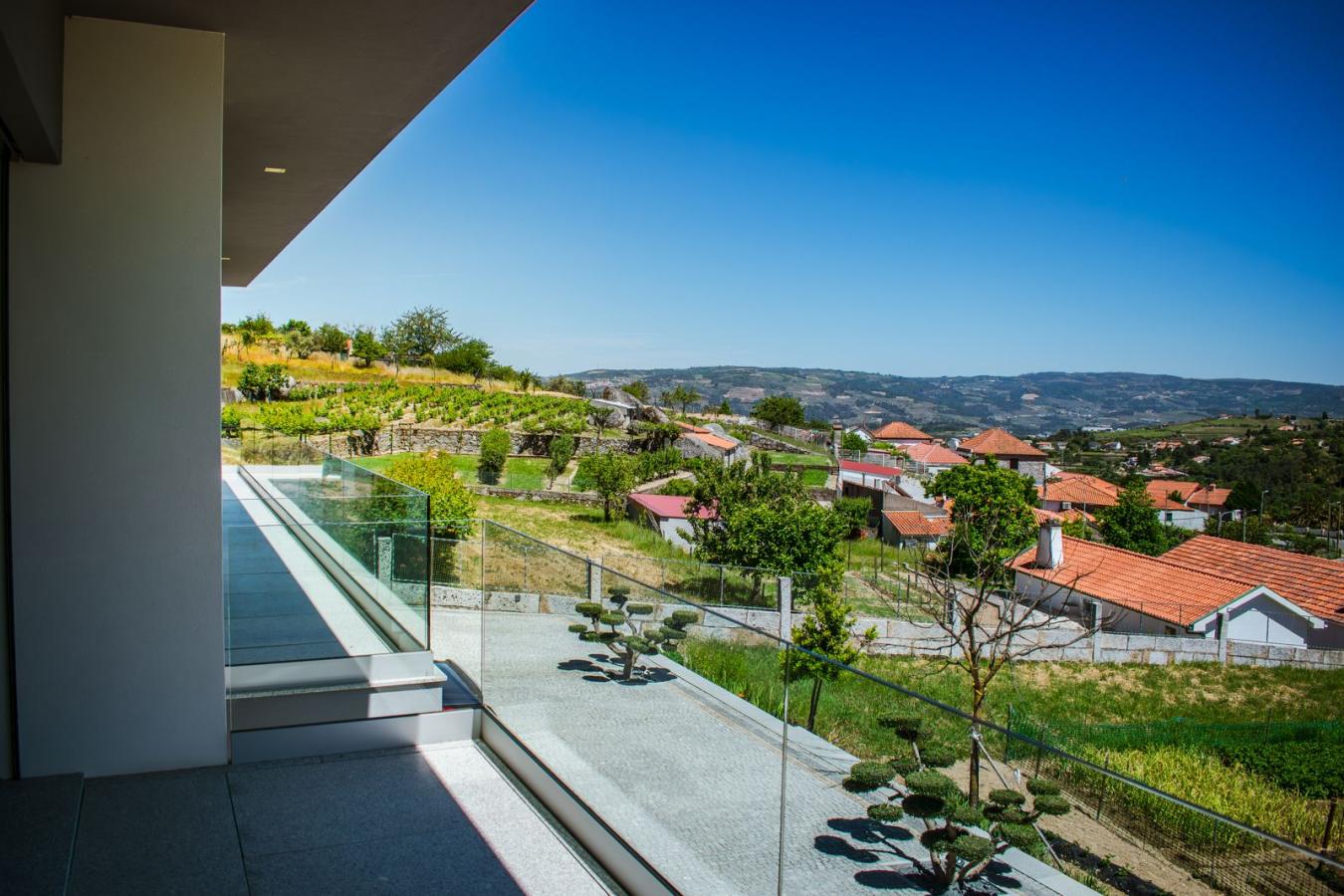 Lamego, Portugal, 5100, Portugal, 3 Bedrooms Bedrooms, ,4 BathroomsBathrooms,Residential,For Sale,1888373