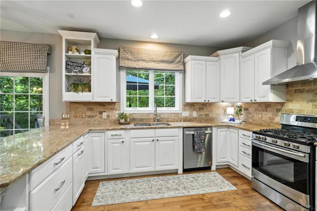 Springboro, Ohio, 45066, United States, 5 Bedrooms Bedrooms, ,4 BathroomsBathrooms,Residential,For Sale,1888369