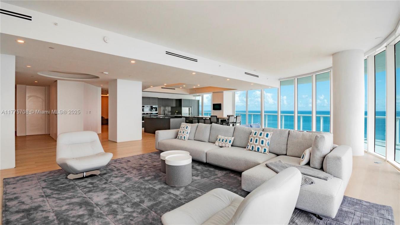 Miami Beach, Florida, 33139, United States, 5 Bedrooms Bedrooms, ,4 BathroomsBathrooms,Residential,For Sale,1880240