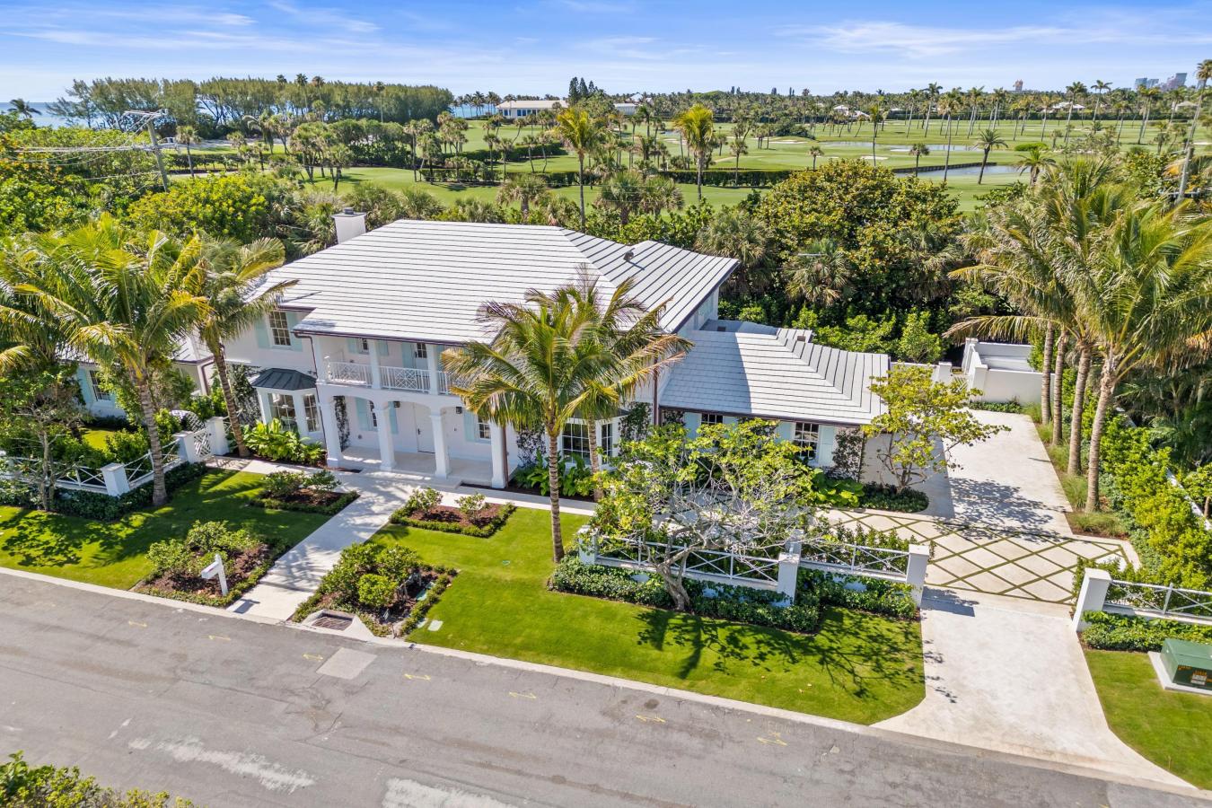 Palm Beach, Florida, 33480, United States, 4 Bedrooms Bedrooms, ,6 BathroomsBathrooms,Residential,For Sale,1880239