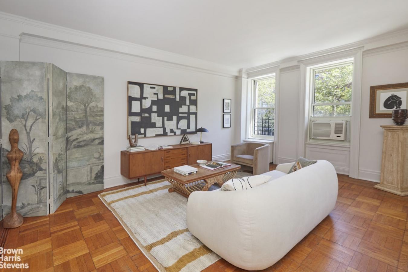New York, New York, 10025, United States, 3 Bedrooms Bedrooms, ,3 BathroomsBathrooms,Residential,For Sale,1941568