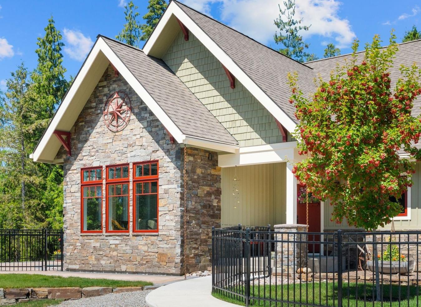 Sagle, Bonner, 83860, United States, 3 Bedrooms Bedrooms, ,3 BathroomsBathrooms,Residential,For Sale,1888367