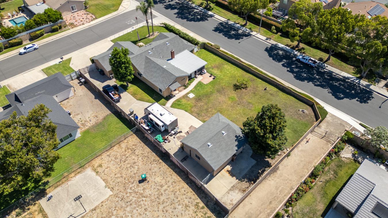 Chino, San Bernardino, 91710, United States, 3 Bedrooms Bedrooms, ,2 BathroomsBathrooms,Residential,For Sale,1888366