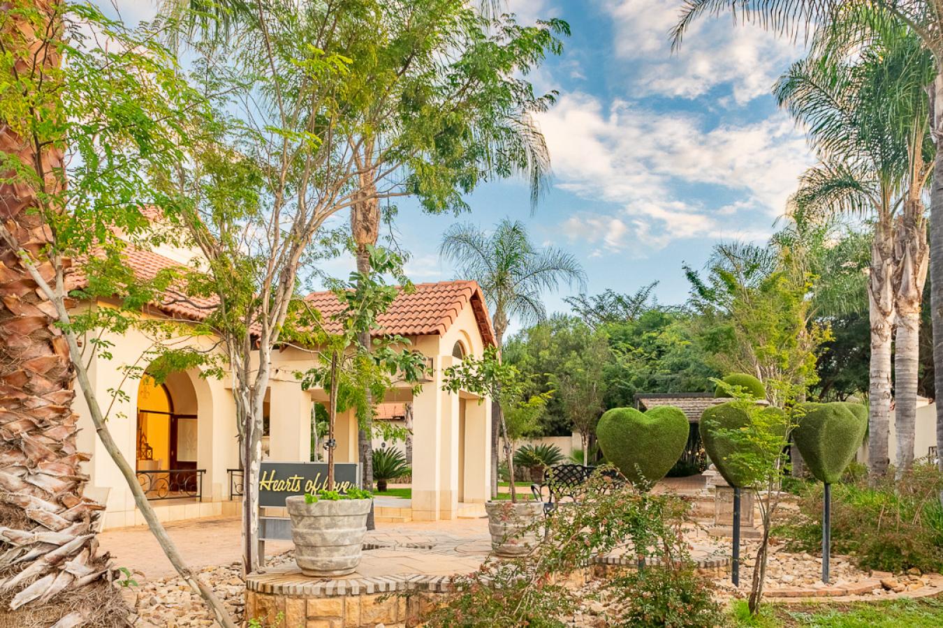 Pretoria, Gauteng, 0032, South Africa, 20 Bedrooms Bedrooms, ,12 BathroomsBathrooms,Residential,For Sale,1888365