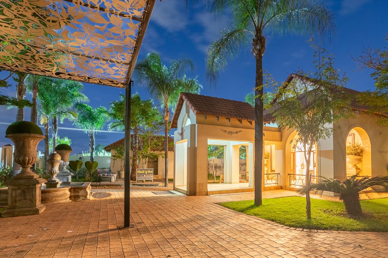 Pretoria, Gauteng, 0032, South Africa, 20 Bedrooms Bedrooms, ,12 BathroomsBathrooms,Residential,For Sale,1888365