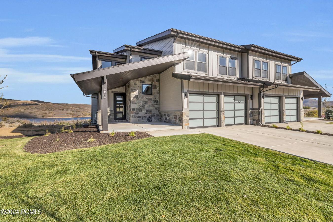 Heber City, Utah, 84032, United States, 5 Bedrooms Bedrooms, ,3 BathroomsBathrooms,Residential,For Sale,1889263