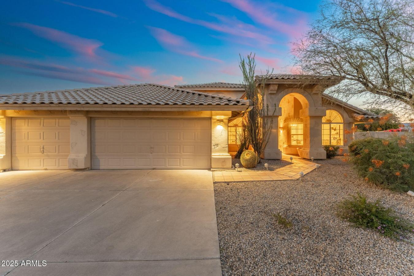 Cave Creek, Arizona, 85331, United States, 3 Bedrooms Bedrooms, ,2 BathroomsBathrooms,Residential,For Sale,1889258