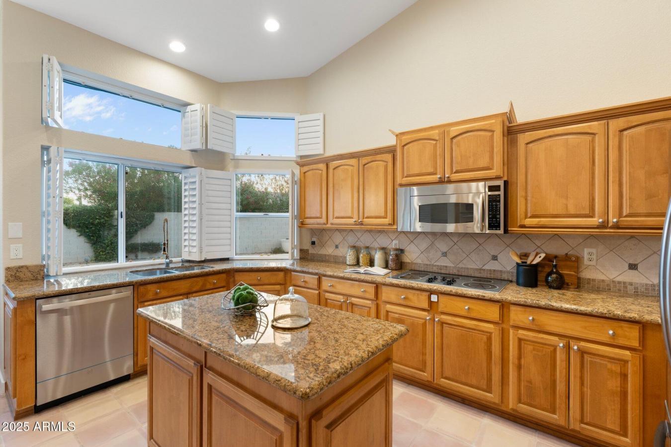 Cave Creek, Arizona, 85331, United States, 3 Bedrooms Bedrooms, ,2 BathroomsBathrooms,Residential,For Sale,1889258