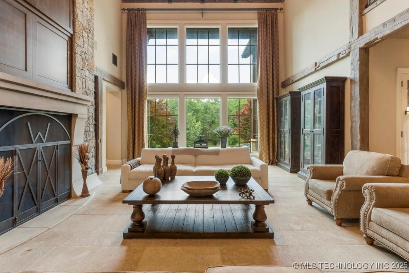 Owasso, Oklahoma, 74055, United States, 4 Bedrooms Bedrooms, ,5 BathroomsBathrooms,Residential,For Sale,1889252