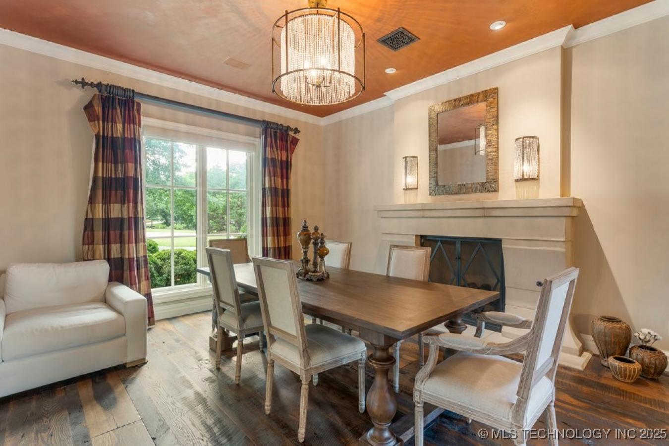 Owasso, Oklahoma, 74055, United States, 4 Bedrooms Bedrooms, ,5 BathroomsBathrooms,Residential,For Sale,1889252