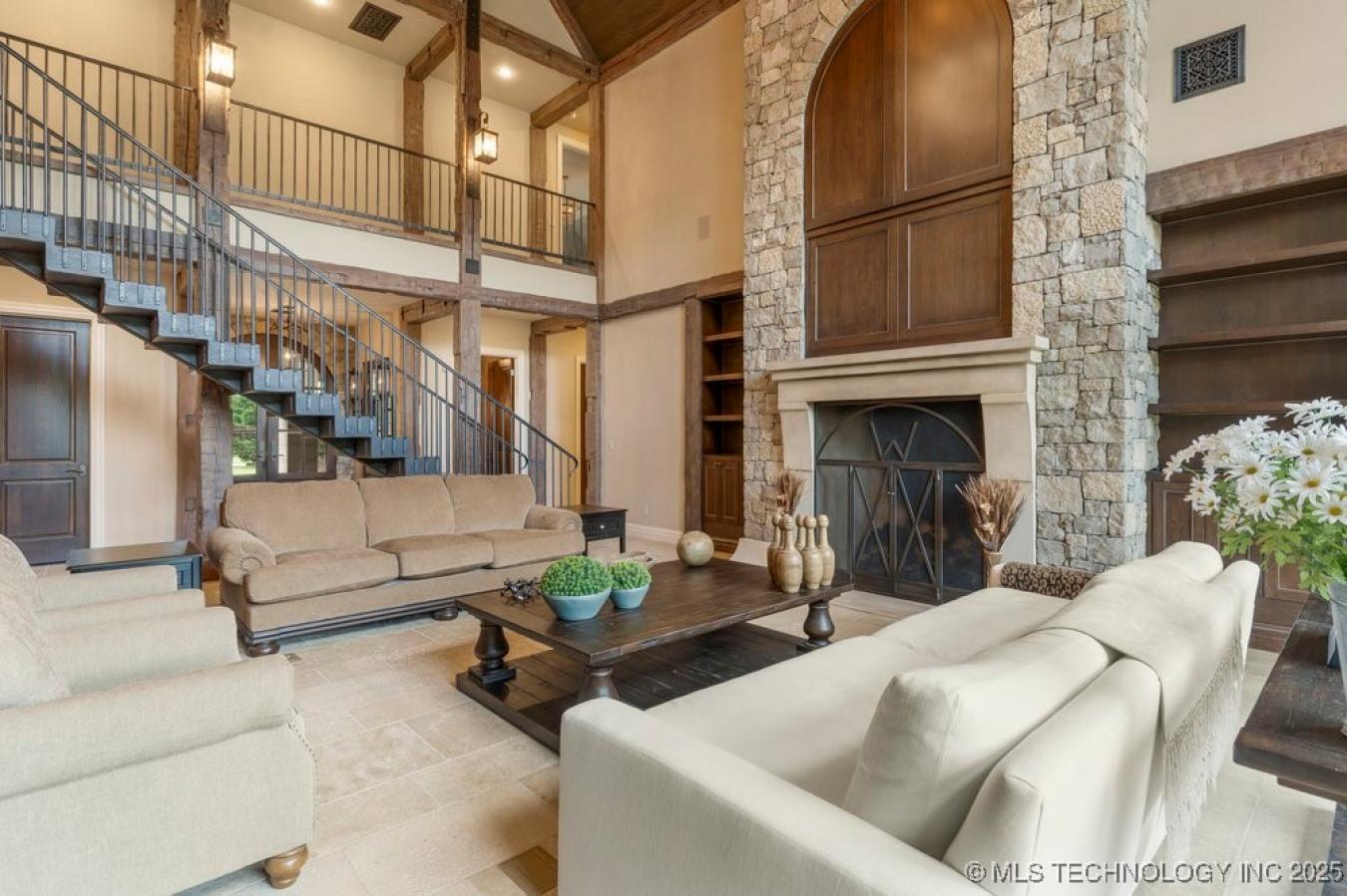 Owasso, Oklahoma, 74055, United States, 4 Bedrooms Bedrooms, ,5 BathroomsBathrooms,Residential,For Sale,1889252