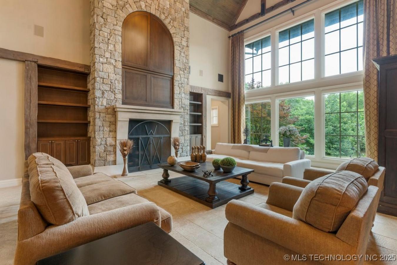 Owasso, Oklahoma, 74055, United States, 4 Bedrooms Bedrooms, ,5 BathroomsBathrooms,Residential,For Sale,1889252