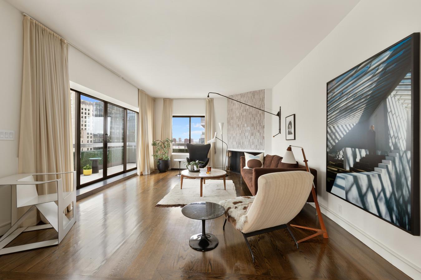 Flatiron, New York, 10010, United States, 3 Bedrooms Bedrooms, ,2 BathroomsBathrooms,Residential,For Sale,1962220