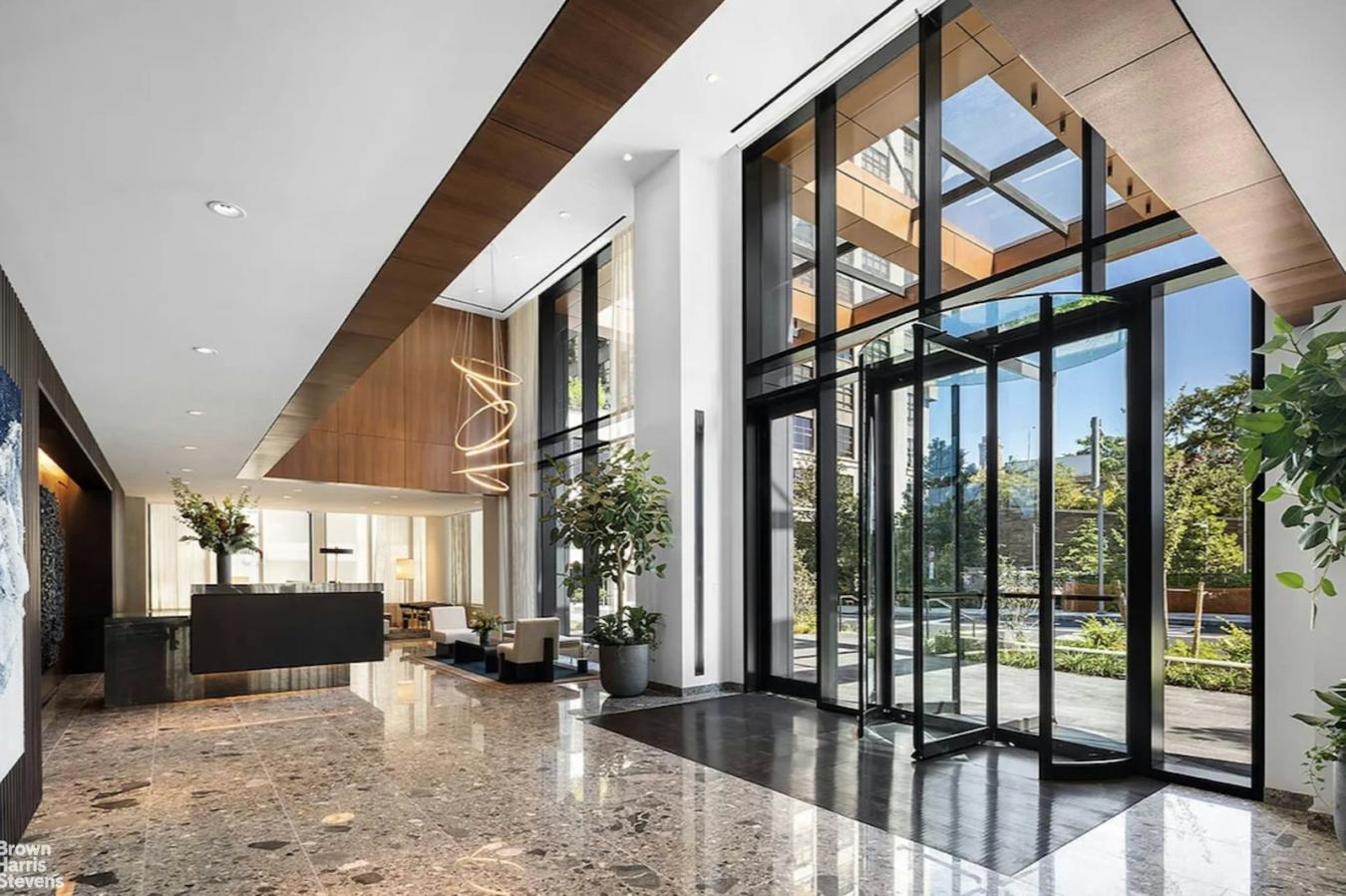 Brooklyn Heights, New York, 11201, United States, 3 Bedrooms Bedrooms, ,2 BathroomsBathrooms,Residential,For Sale,1952732