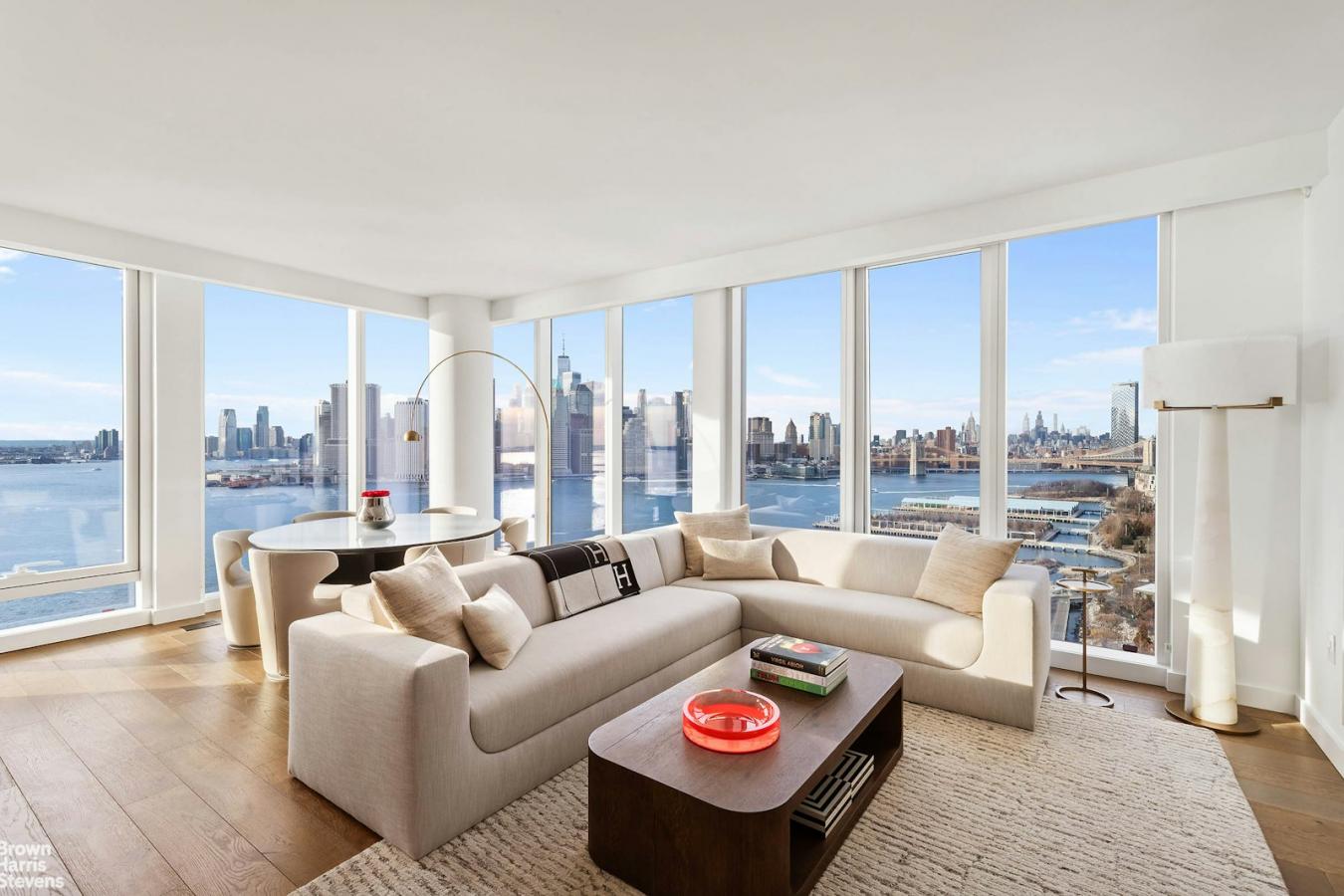 Brooklyn Heights, New York, 11201, United States, 3 Bedrooms Bedrooms, ,2 BathroomsBathrooms,Residential,For Sale,1952732