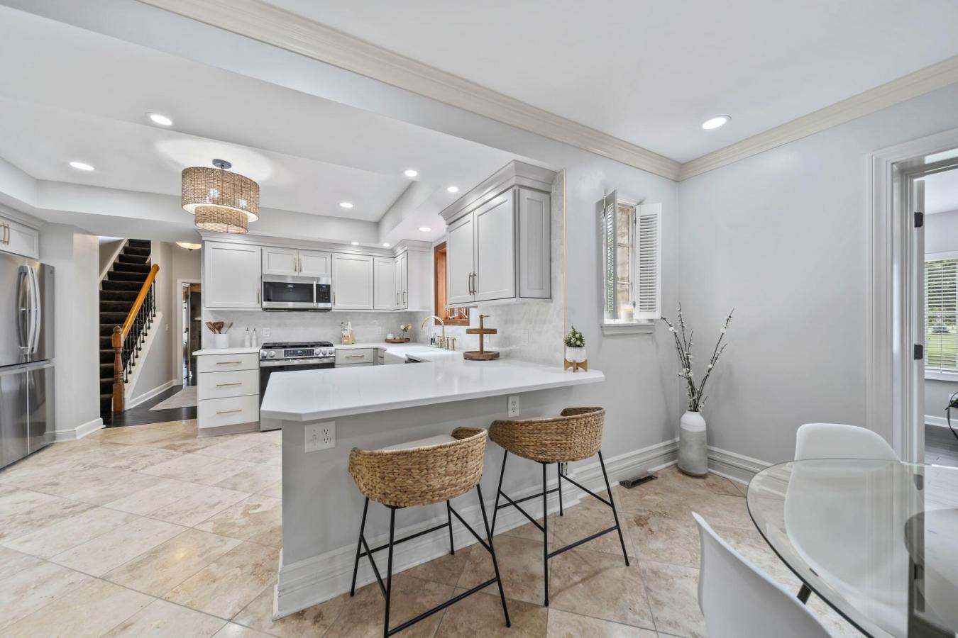 Lewis Center, Ohio, 43035, United States, 6 Bedrooms Bedrooms, ,3 BathroomsBathrooms,Residential,For Sale,1889243