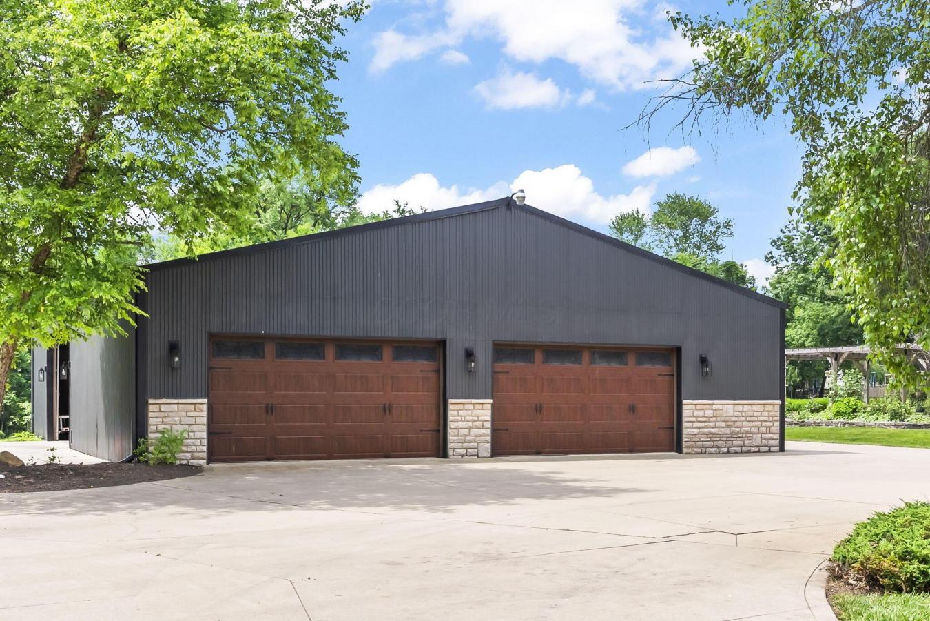 Lewis Center, Ohio, 43035, United States, 6 Bedrooms Bedrooms, ,3 BathroomsBathrooms,Residential,For Sale,1889243