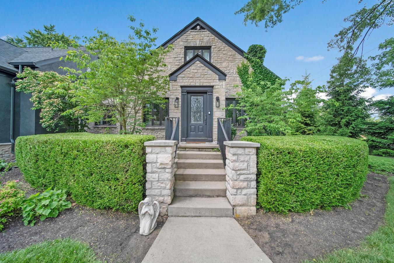 Lewis Center, Ohio, 43035, United States, 6 Bedrooms Bedrooms, ,3 BathroomsBathrooms,Residential,For Sale,1889243