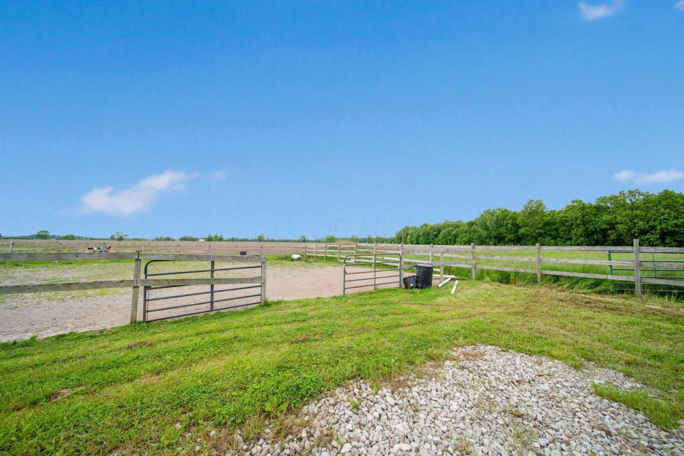 Richwood, Ohio, 43344, United States, 5 Bedrooms Bedrooms, ,3 BathroomsBathrooms,Residential,For Sale,1889242