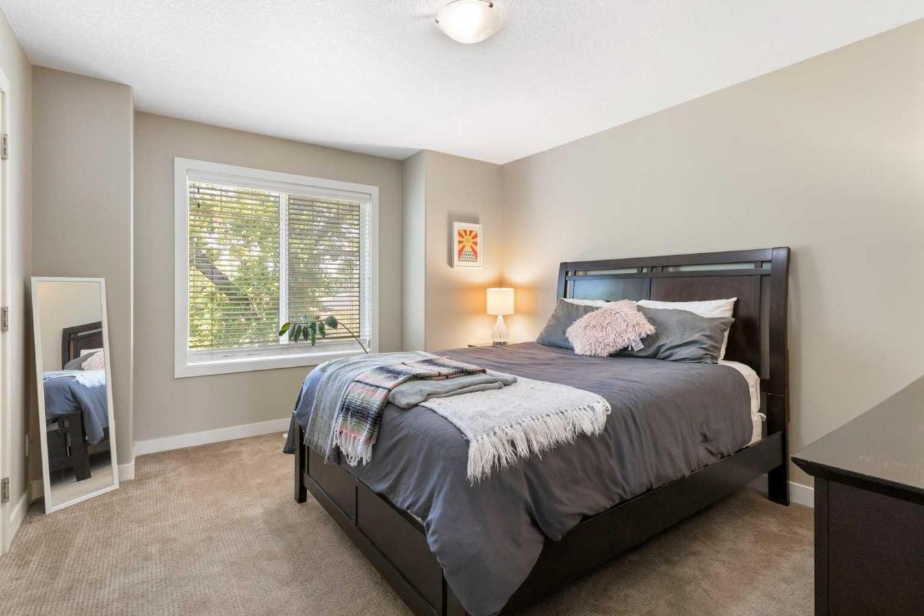 Calgary, AB, T3C0A7, Canada, 3 Bedrooms Bedrooms, ,2 BathroomsBathrooms,Residential,For Sale,1889248