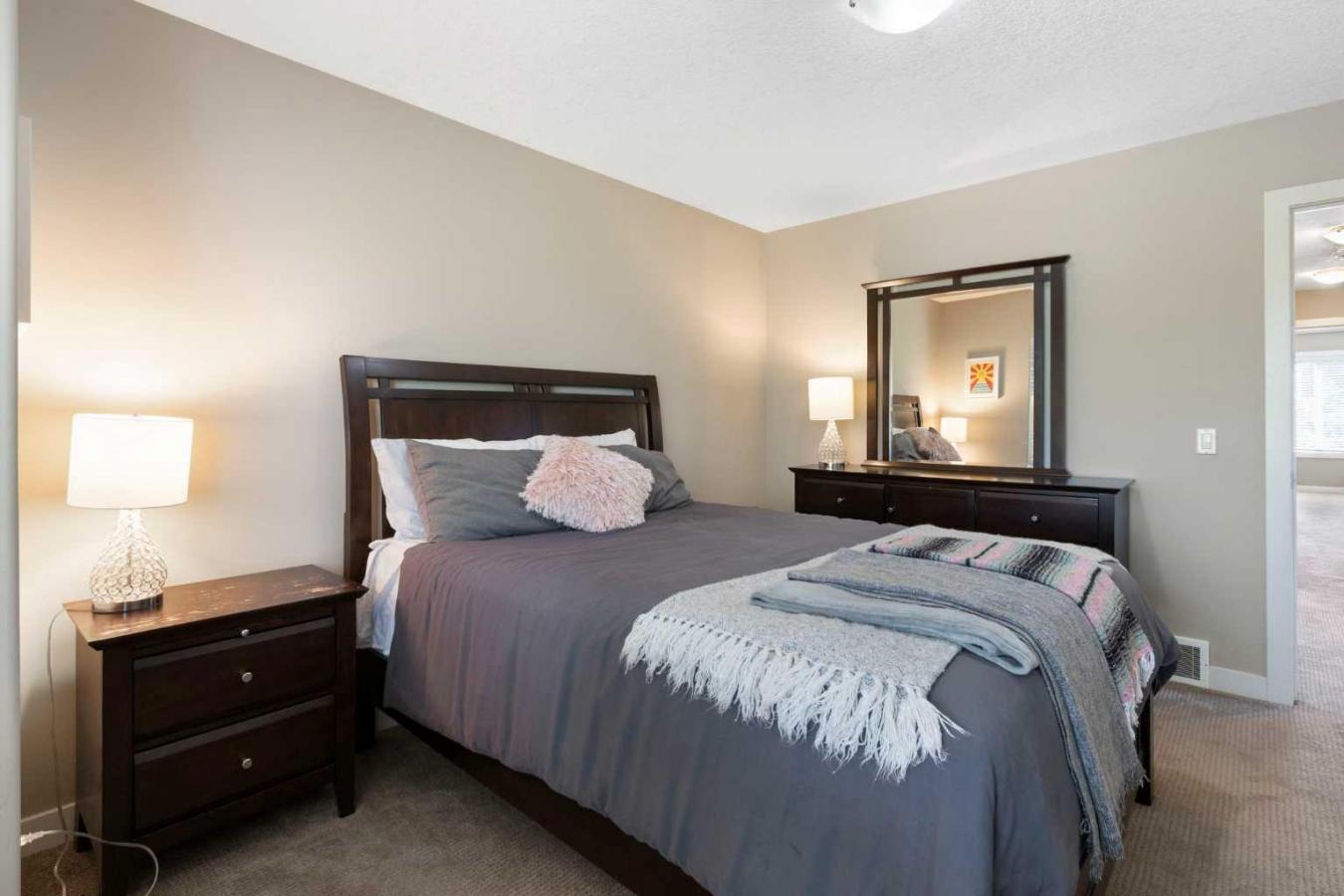 Calgary, AB, T3C0A7, Canada, 3 Bedrooms Bedrooms, ,2 BathroomsBathrooms,Residential,For Sale,1889248