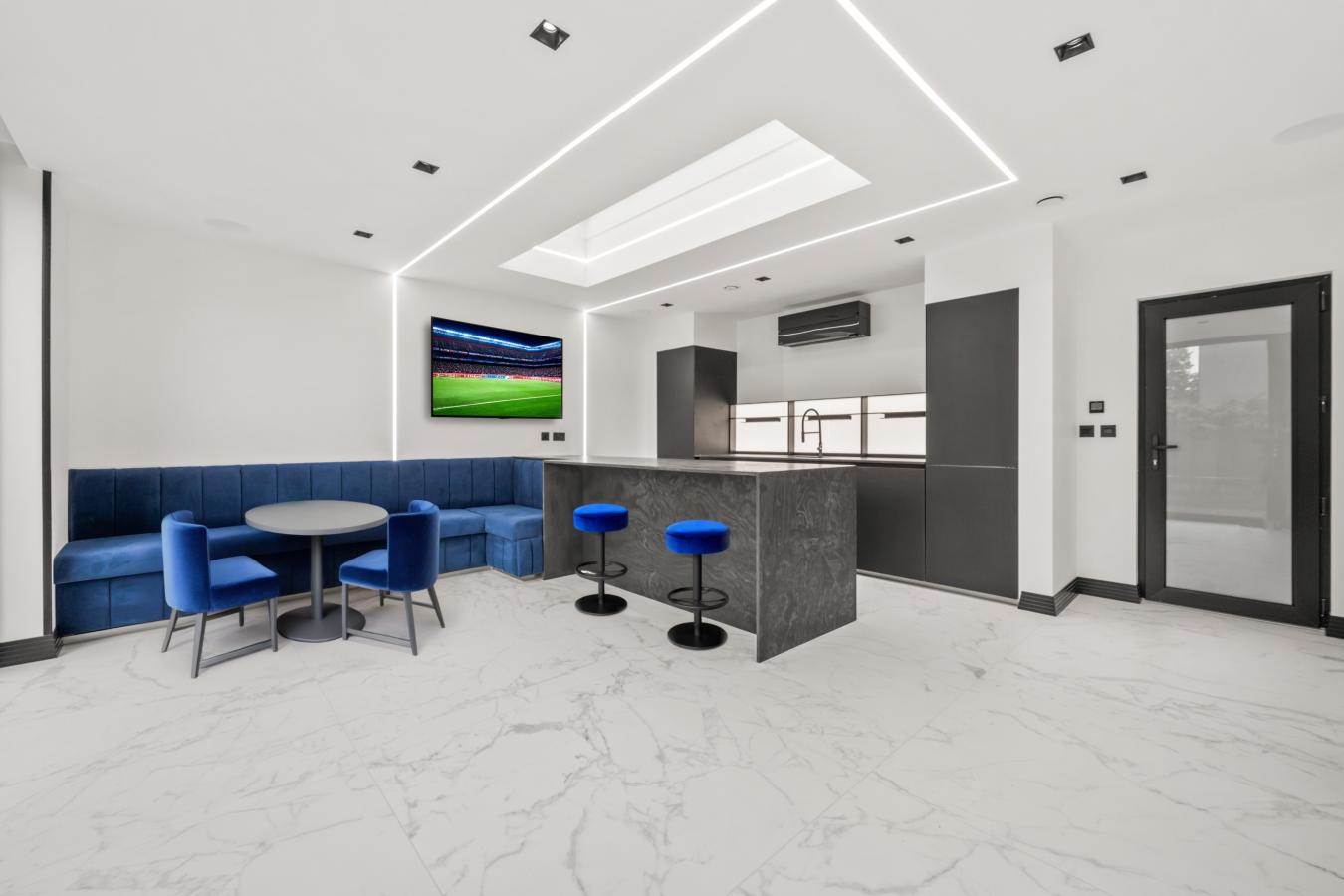 Ormskirk, West Lancashire, L39 5HD, United Kingdom, 4 Bedrooms Bedrooms, ,5 BathroomsBathrooms,Residential,For Sale,1889235