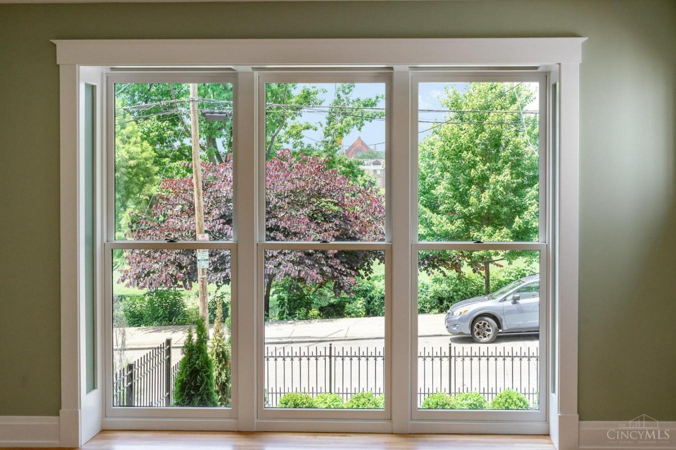 Cincinnati, Ohio, 45202, United States, 3 Bedrooms Bedrooms, ,3 BathroomsBathrooms,Residential,For Sale,1889239