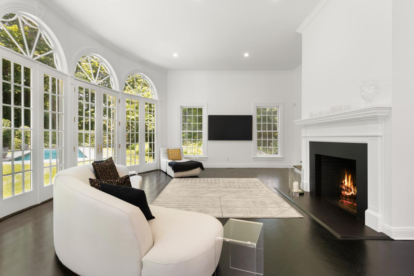 Greenwich, Fairfield, 06830, United States, 4 Bedrooms Bedrooms, ,5 BathroomsBathrooms,Residential,For Sale,1883748