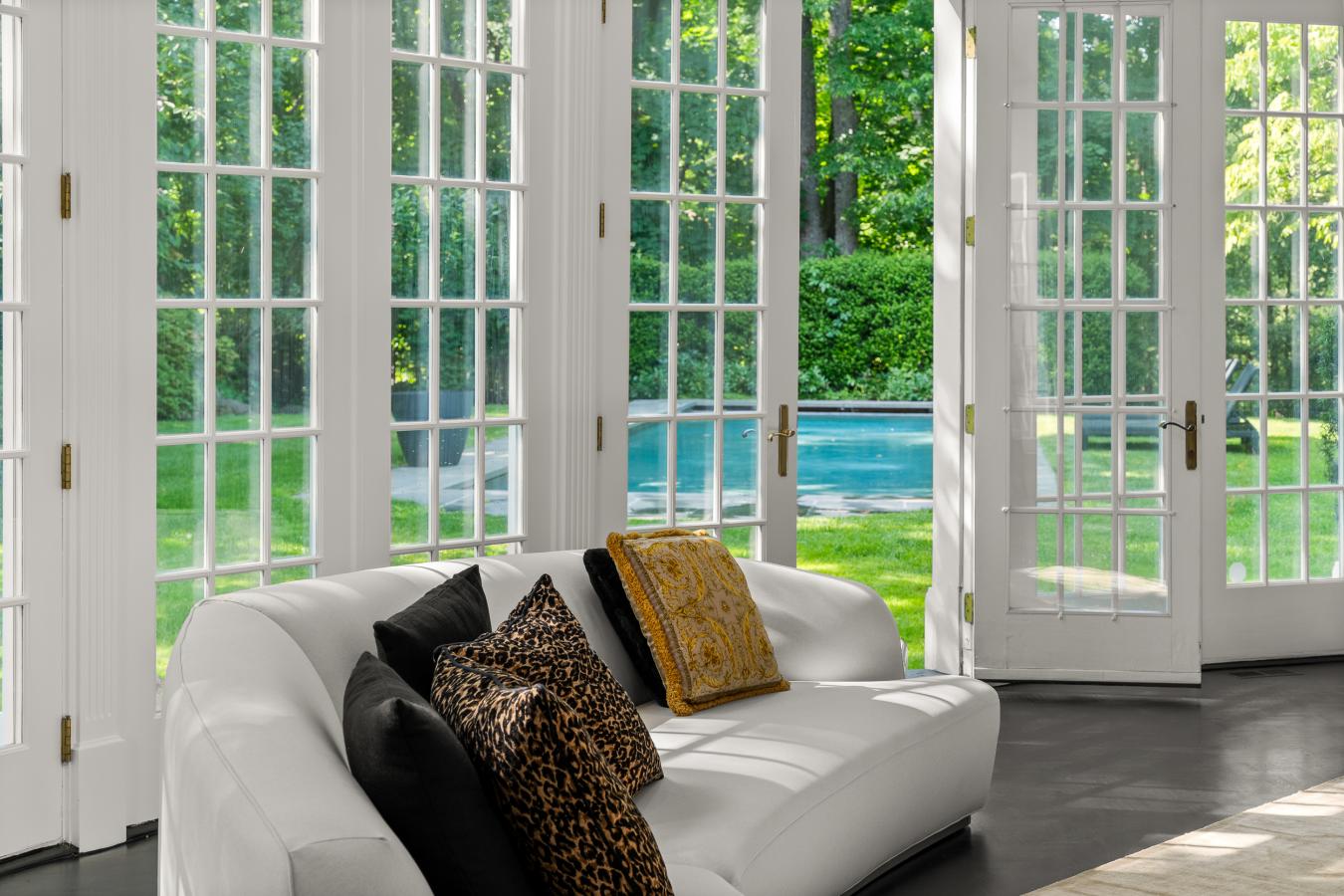 Greenwich, Fairfield, 06830, United States, 4 Bedrooms Bedrooms, ,5 BathroomsBathrooms,Residential,For Sale,1883748