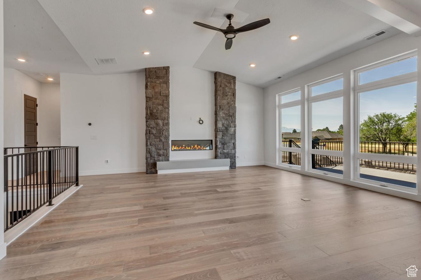 Orem, Utah, 84097, United States, 4 Bedrooms Bedrooms, ,3 BathroomsBathrooms,Residential,For Sale,1889232