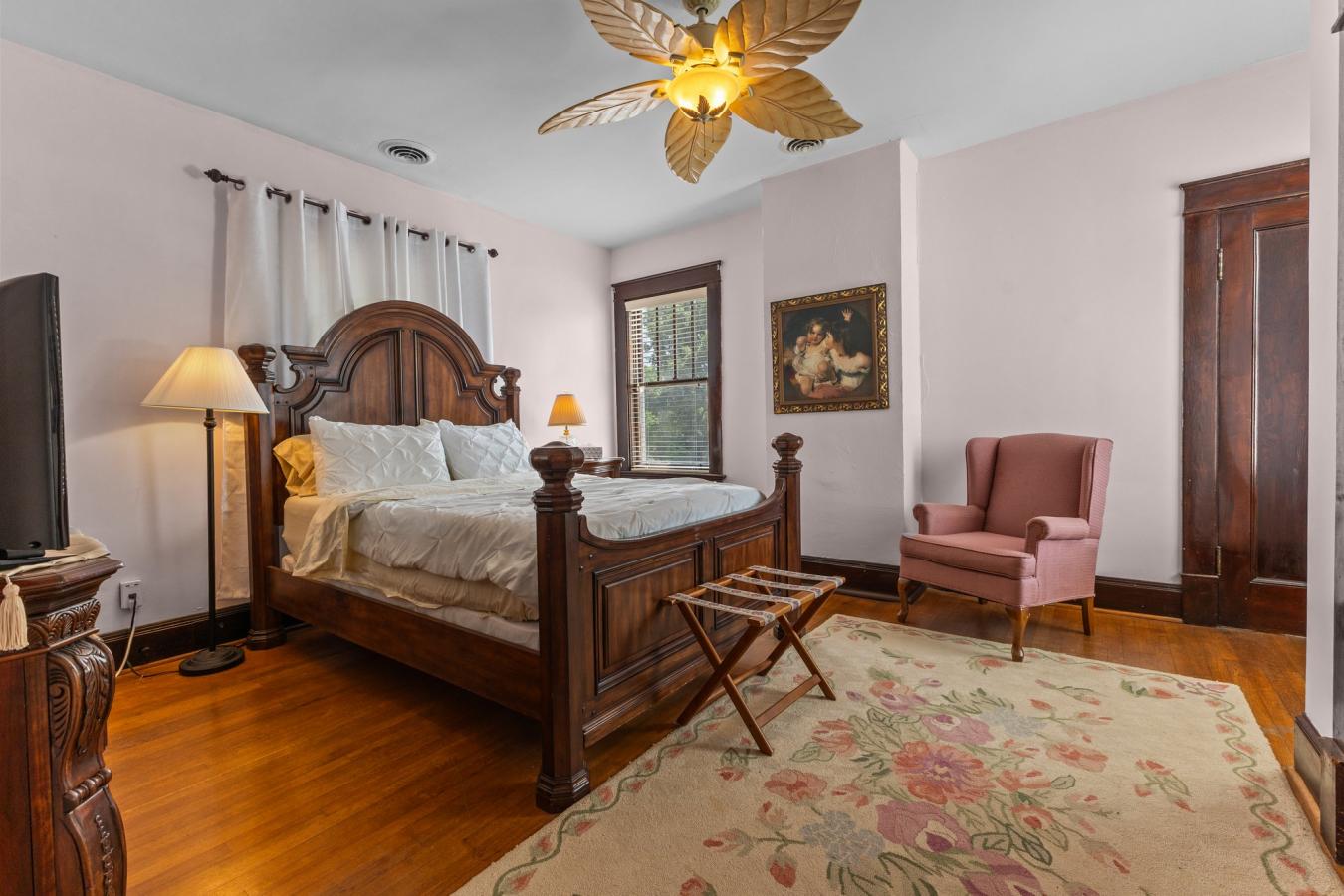 Dunn, North Carolina, 28334, United States, 8 Bedrooms Bedrooms, ,7 BathroomsBathrooms,Residential,For Sale,1959888