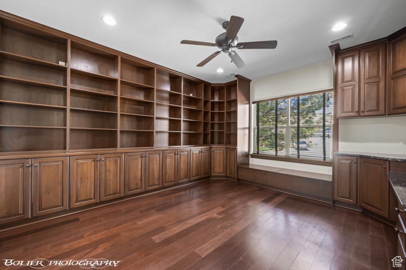 Cedar City, Utah, 84721, United States, 6 Bedrooms Bedrooms, ,4 BathroomsBathrooms,Residential,For Sale,1889472