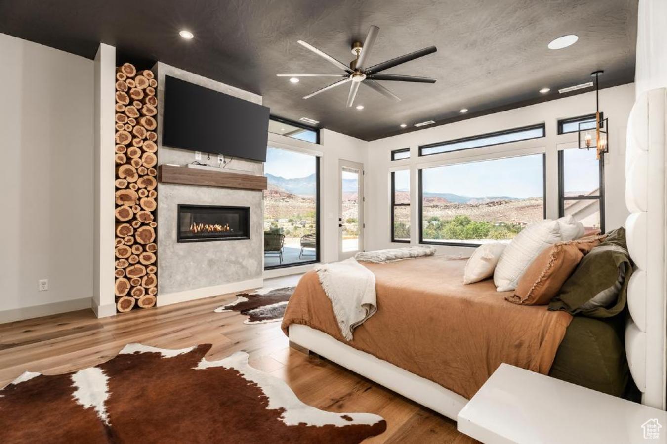 Leeds, Utah, 84746, United States, 4 Bedrooms Bedrooms, ,4 BathroomsBathrooms,Residential,For Sale,1889471